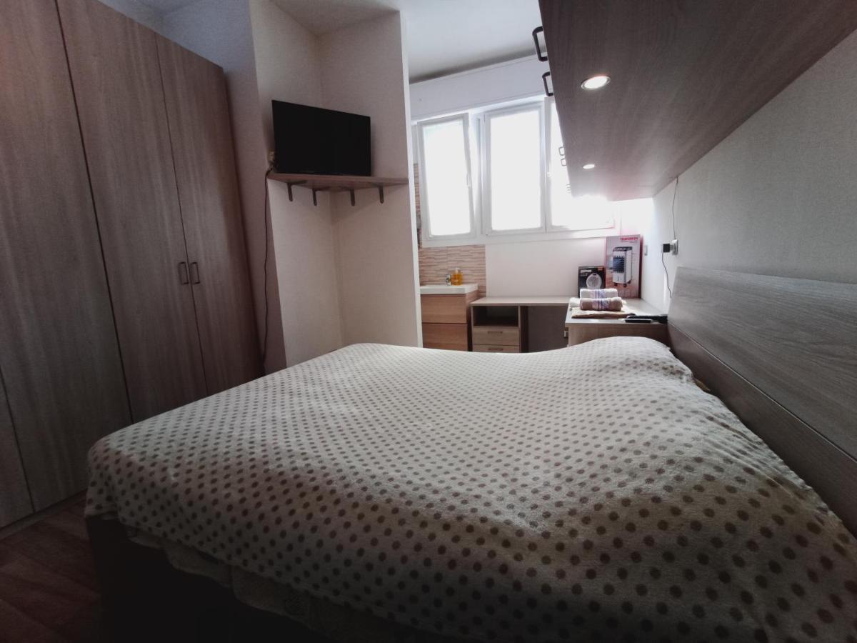 Ferienwohnung Alcova Nicolo Biondo Modena Exterior foto